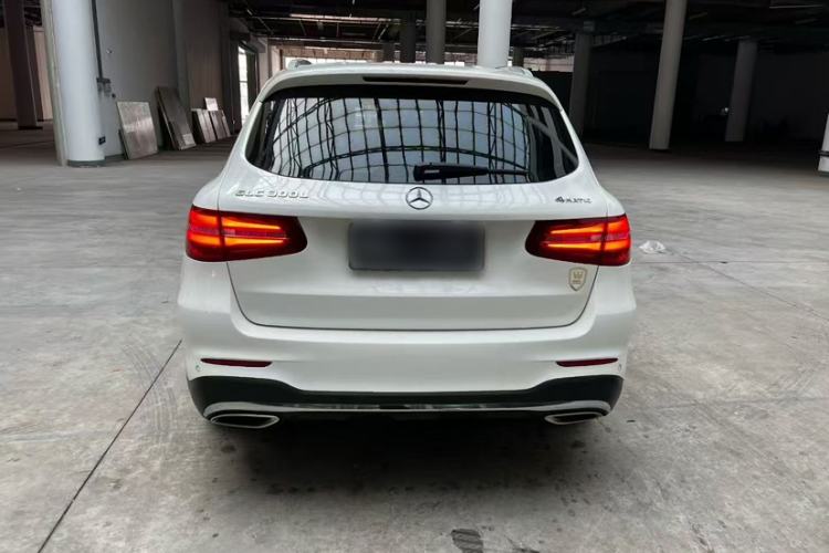 Used Mercedes-Benz GLC 2017 GLC 300 4MATIC Sport Edition Exterior 4