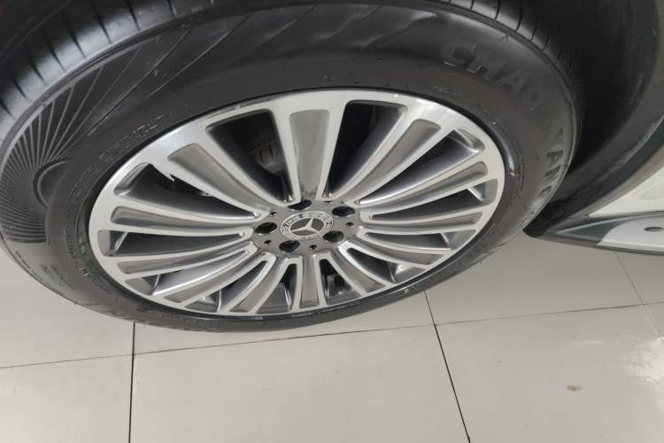 Used Mercedes-Benz GLC 2017 GLC 260 4MATIC Dynamic Edition Exterior 4