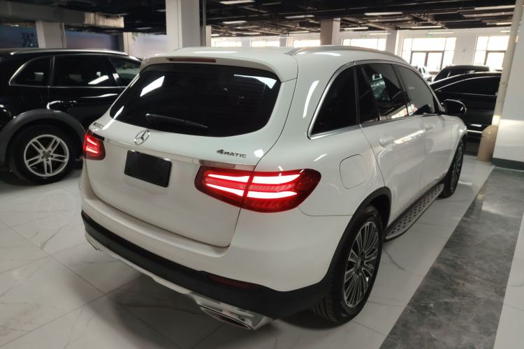 Used Mercedes-Benz GLC 2017 GLC 200 4MATIC Exterior 5