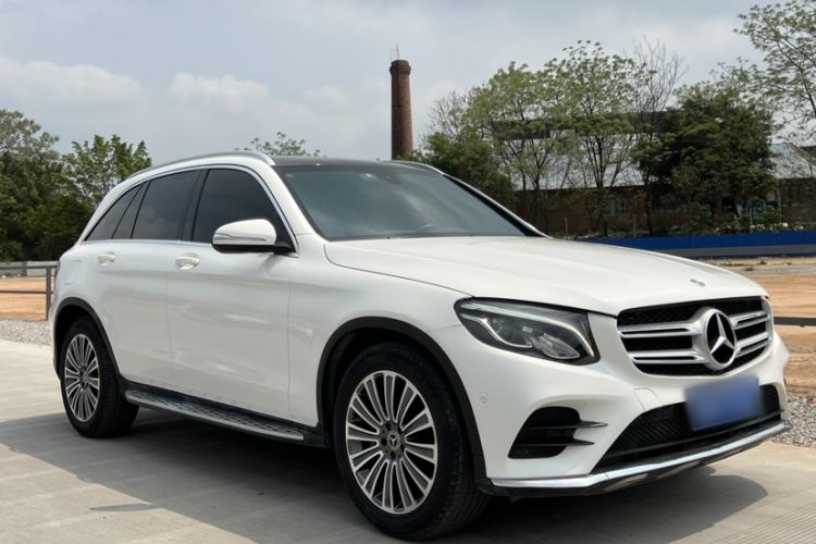 Used Mercedes-Benz GLC 2017 GLC 260 4MATIC Dynamic Edition Exterior 5