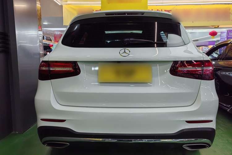 Used Mercedes-Benz GLC 2017 GLC 260 4MATIC Dynamic Edition Exterior 5