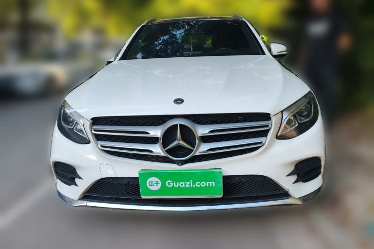 Used Mercedes-Benz GLC 2017 GLC 260 4MATIC Luxury Model Front