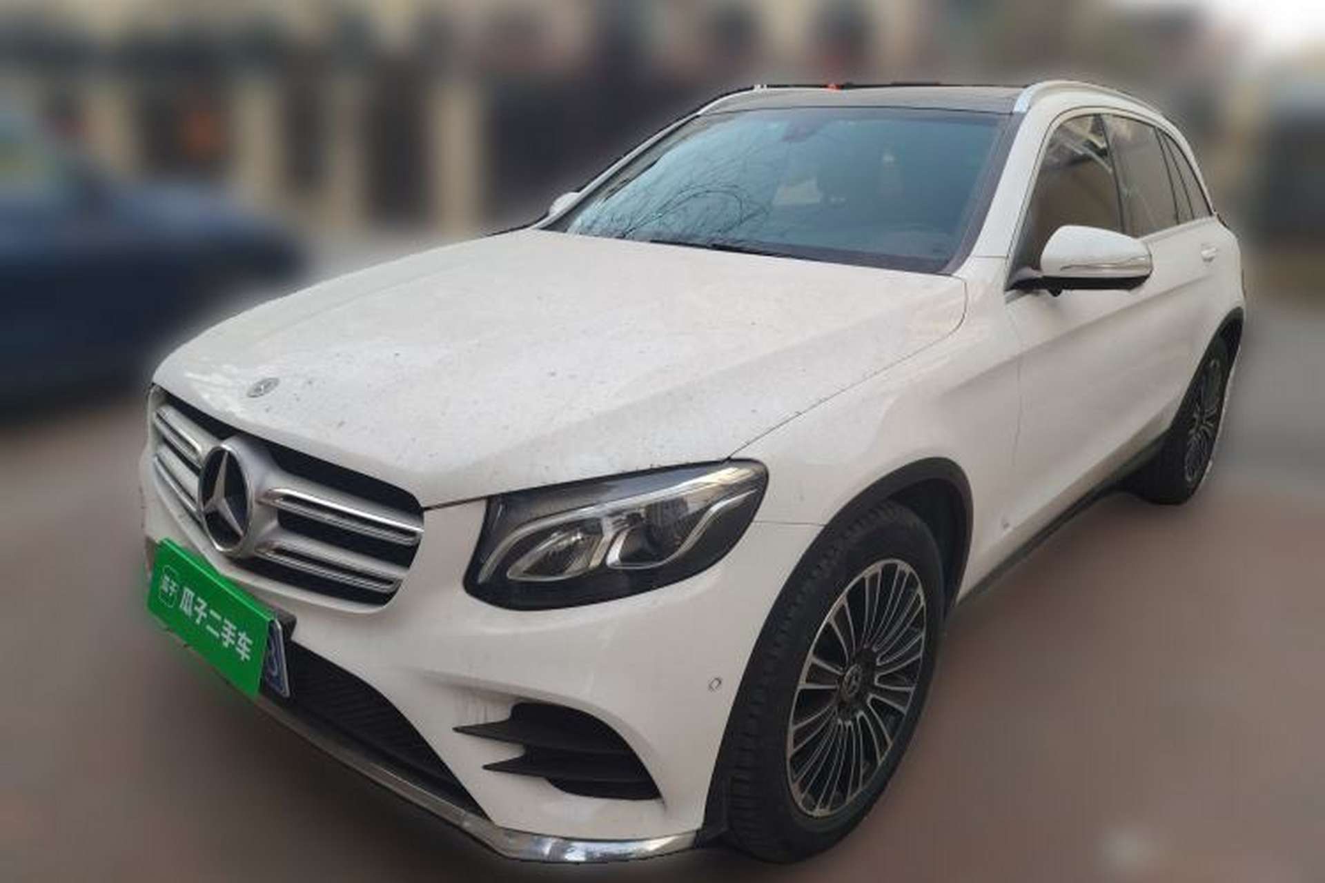 Used Mercedes-Benz GLC 2017 GLC 260 4MATIC Dynamic Edition Front Left 45 Deg