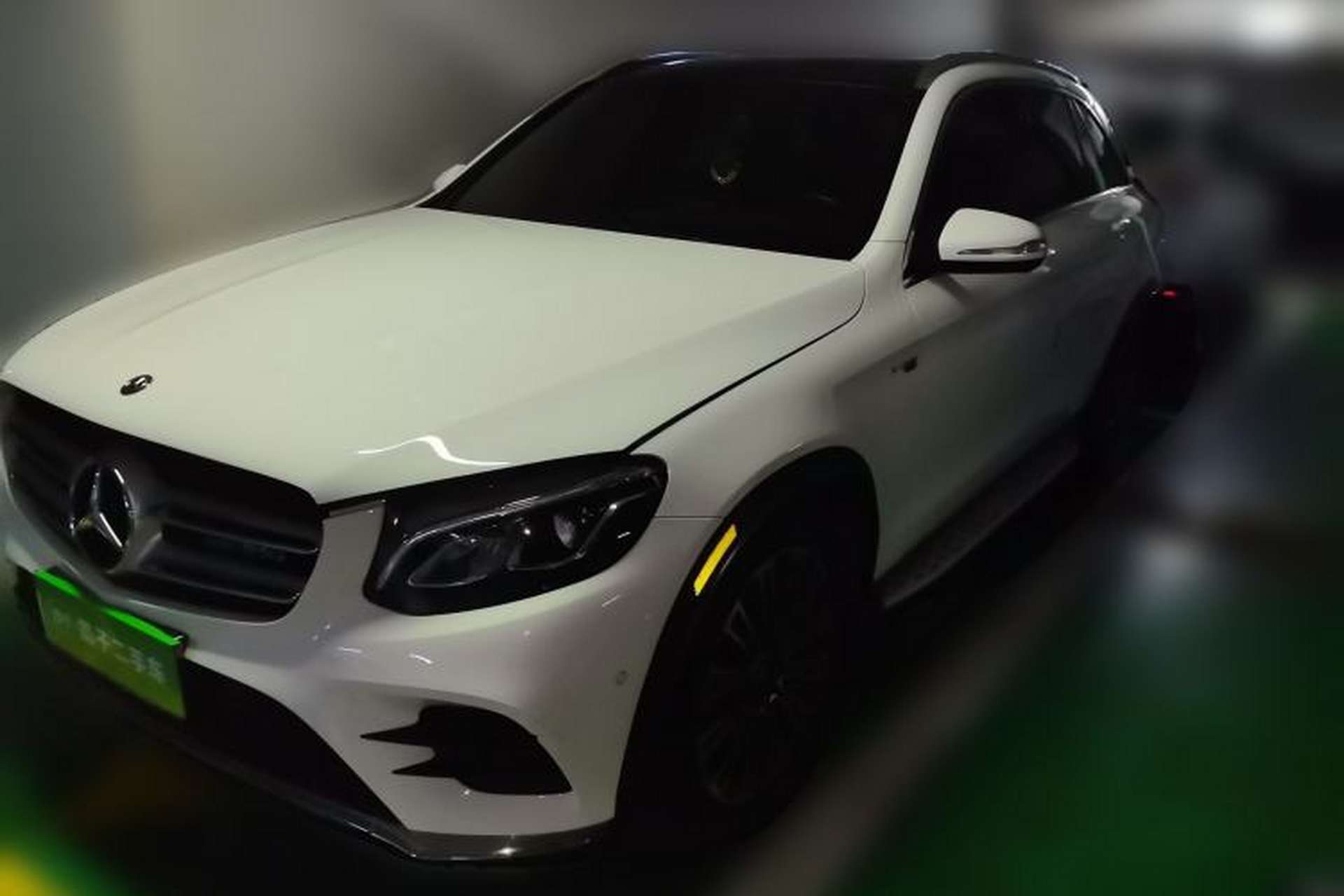 Used Mercedes-Benz GLC 2017 GLC 260 4MATIC Dynamic Edition Front Left 45 Deg