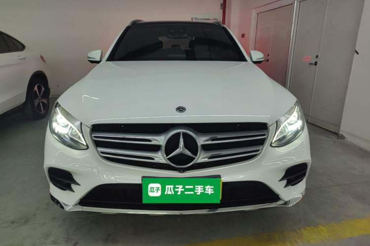 Used Mercedes-Benz GLC 2017 GLC 260 4MATIC Luxury Model Front