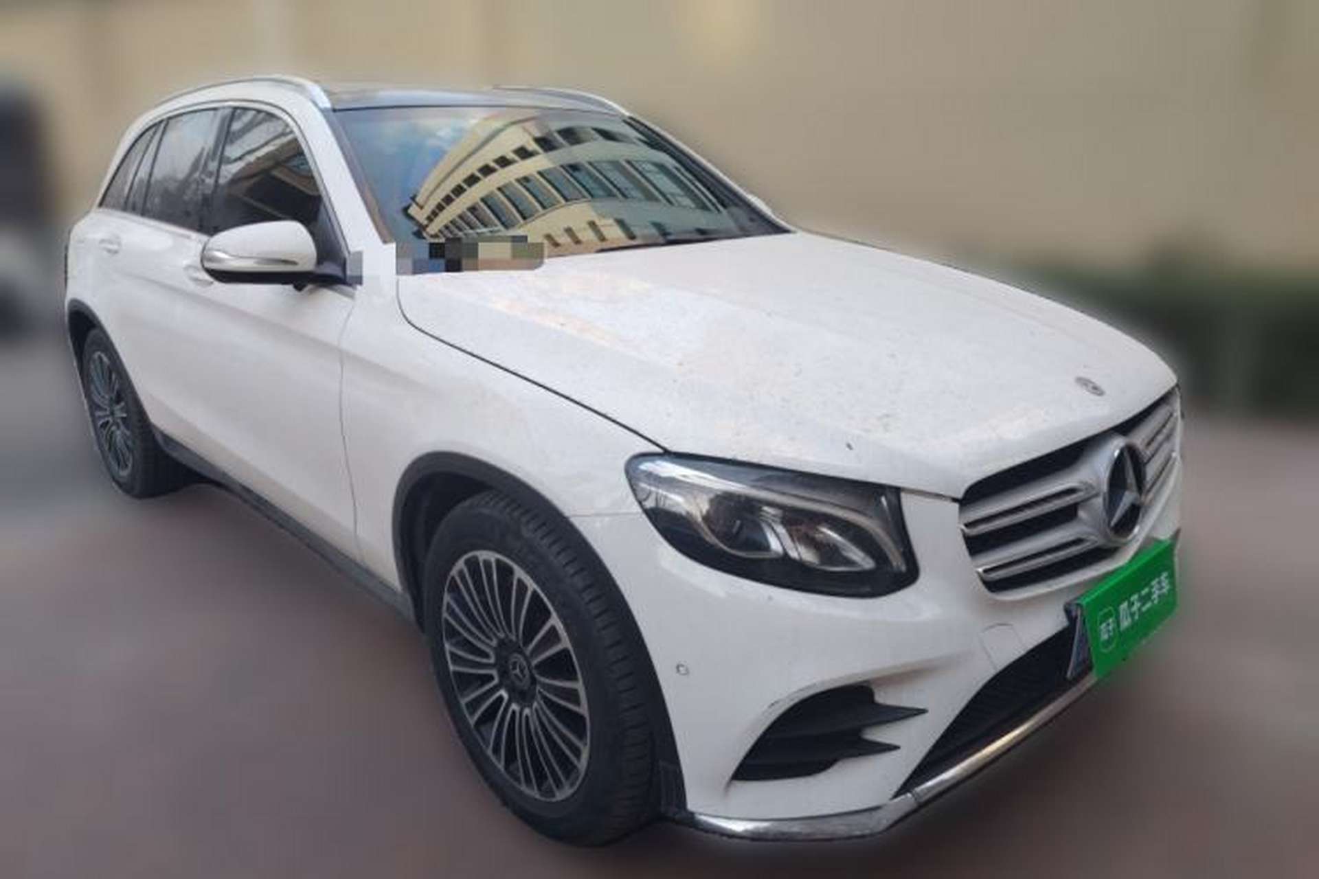 Used Mercedes-Benz GLC 2017 GLC 260 4MATIC Dynamic Edition Front Right 45 Deg