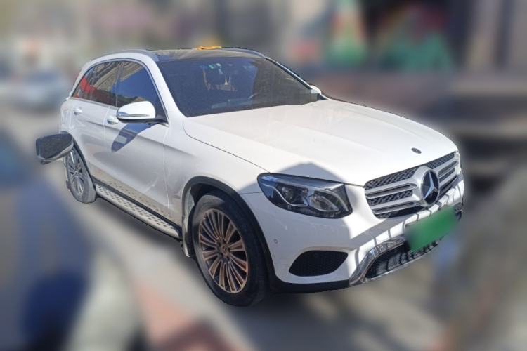 Used Mercedes-Benz GLC 2017 GLC 200 4MATIC Front Right 45 Deg