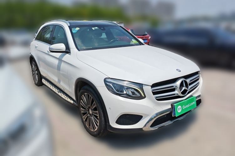 Used Mercedes-Benz GLC 2017 GLC 200 4MATIC Front Right 45 Deg