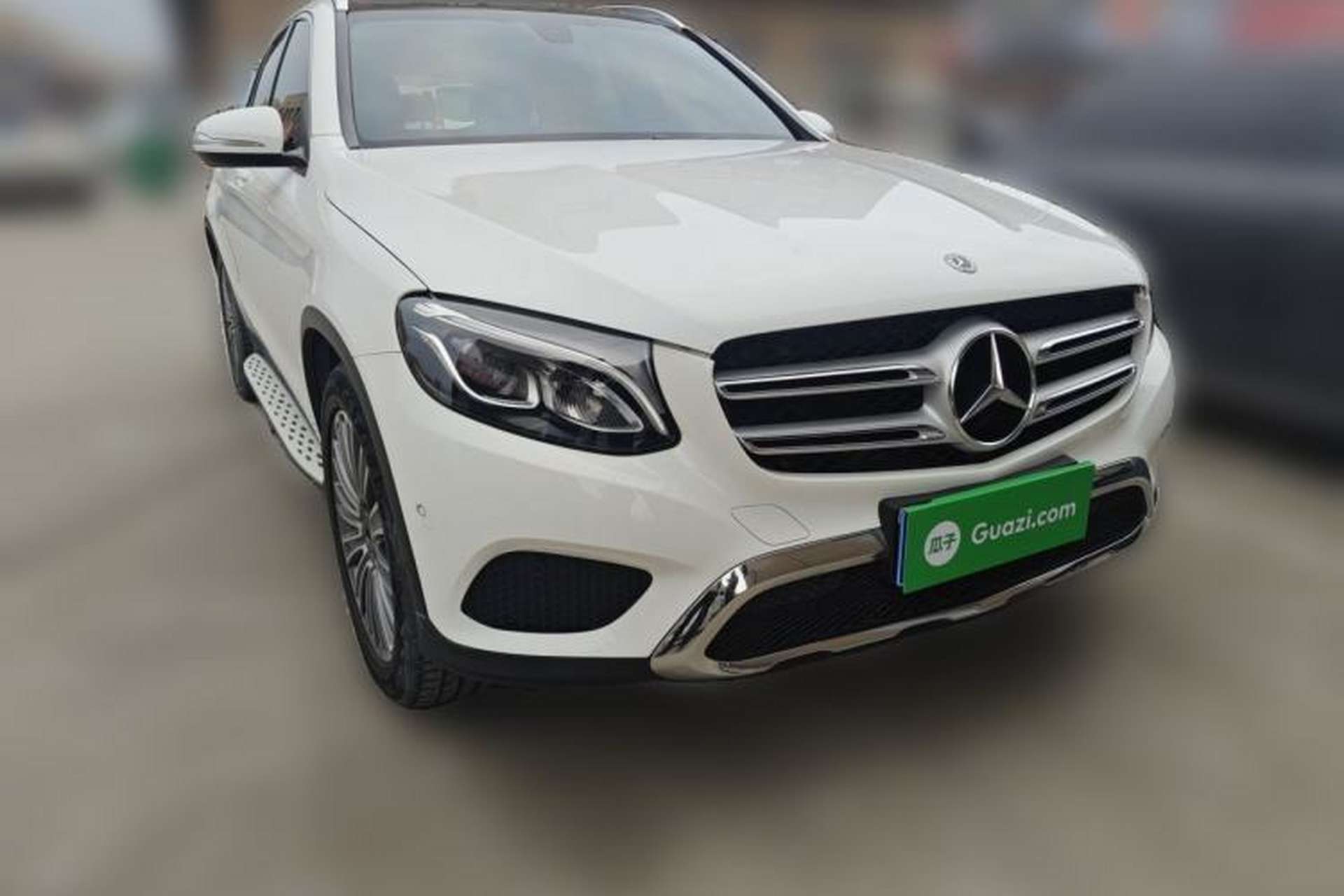 Used Mercedes-Benz GLC 2017 GLC 200 4MATIC Front Right 45 Deg