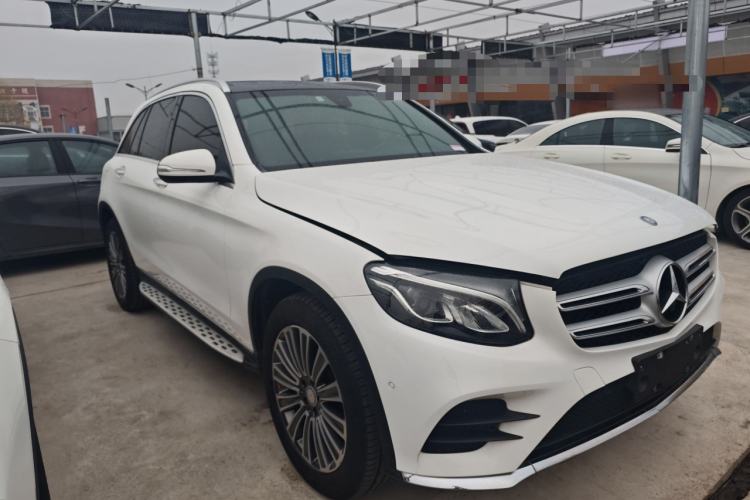 Used Mercedes-Benz GLC 2017 GLC 260 4MATIC Dynamic Edition Front Right 45 Deg