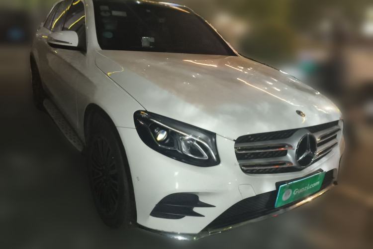 Used Mercedes-Benz GLC 2017 GLC 260 4MATIC Dynamic Edition Front Right 45 Deg