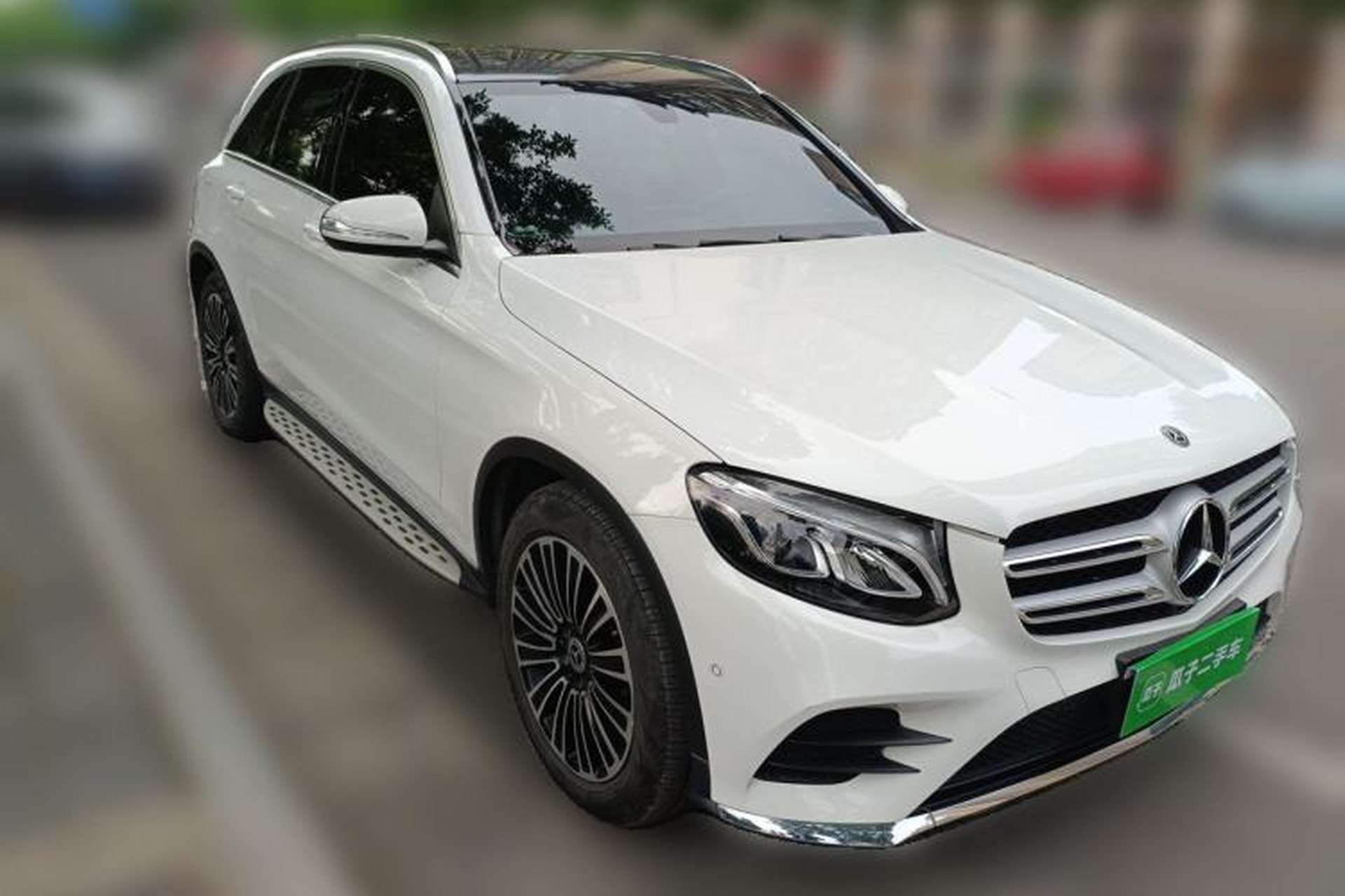 Used Mercedes-Benz GLC 2017 GLC 260 4MATIC Dynamic Edition Front Right 45 Deg