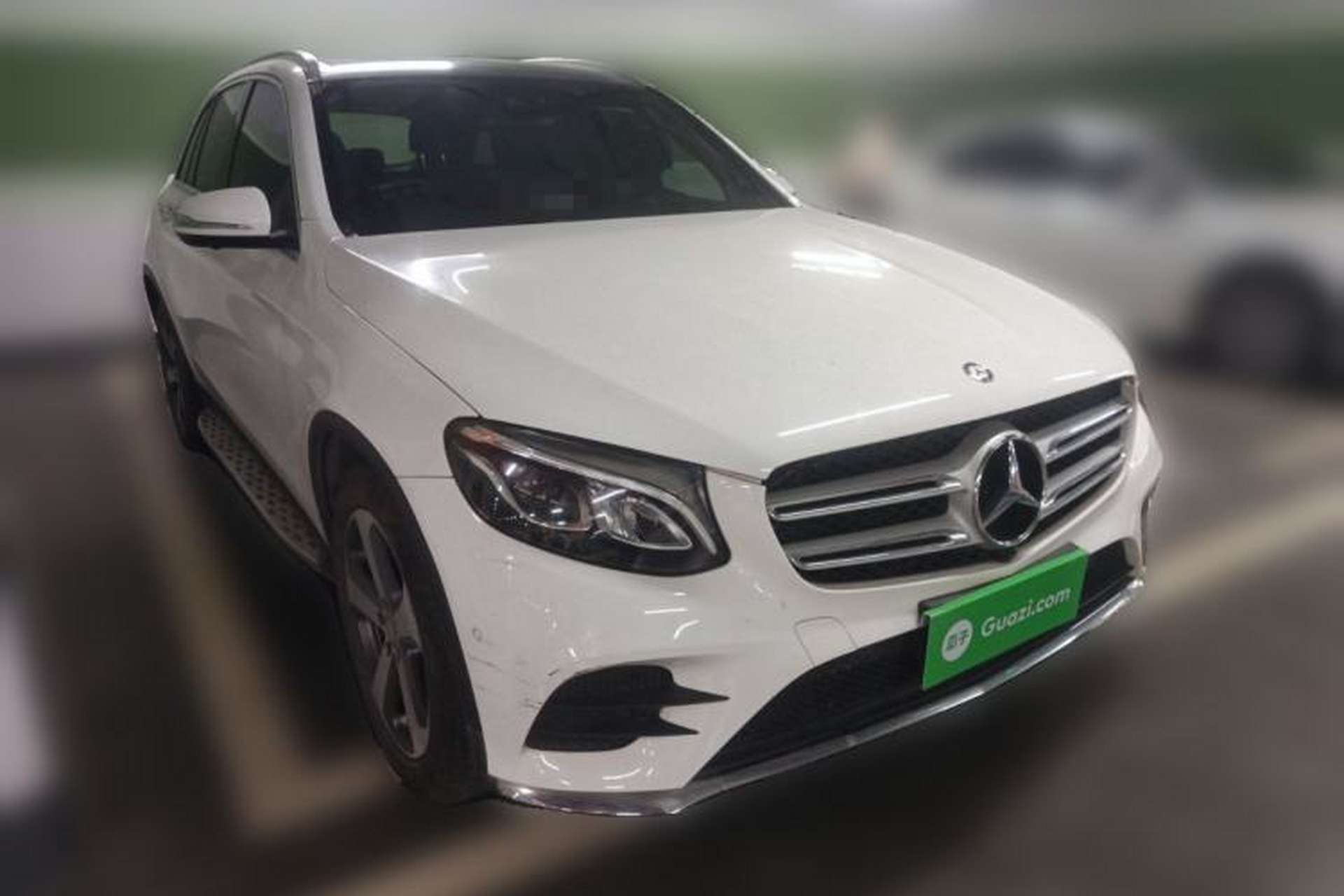 Used Mercedes-Benz GLC 2017 GLC 260 4MATIC Luxury Model Front Right 45 Deg