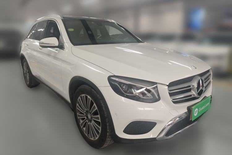 Used Mercedes-Benz GLC 2017 GLC 200 4MATIC Front Right 45 Deg
