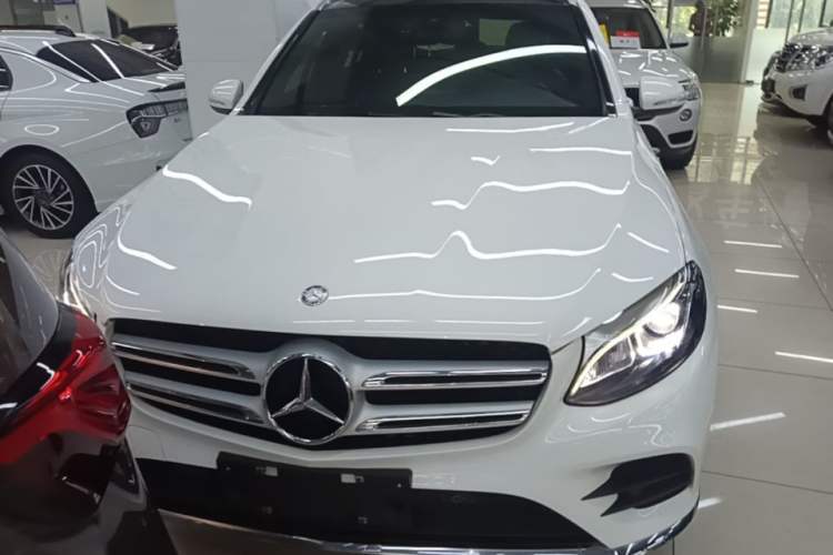 Used Mercedes-Benz GLC 2017 GLC 260 4MATIC Dynamic Edition Front