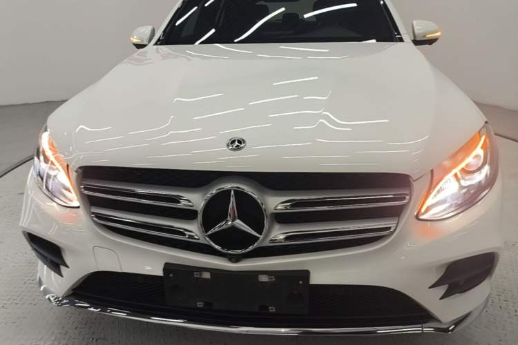 Used Mercedes-Benz GLC 2017 GLC 260 4MATIC Luxury Model Front