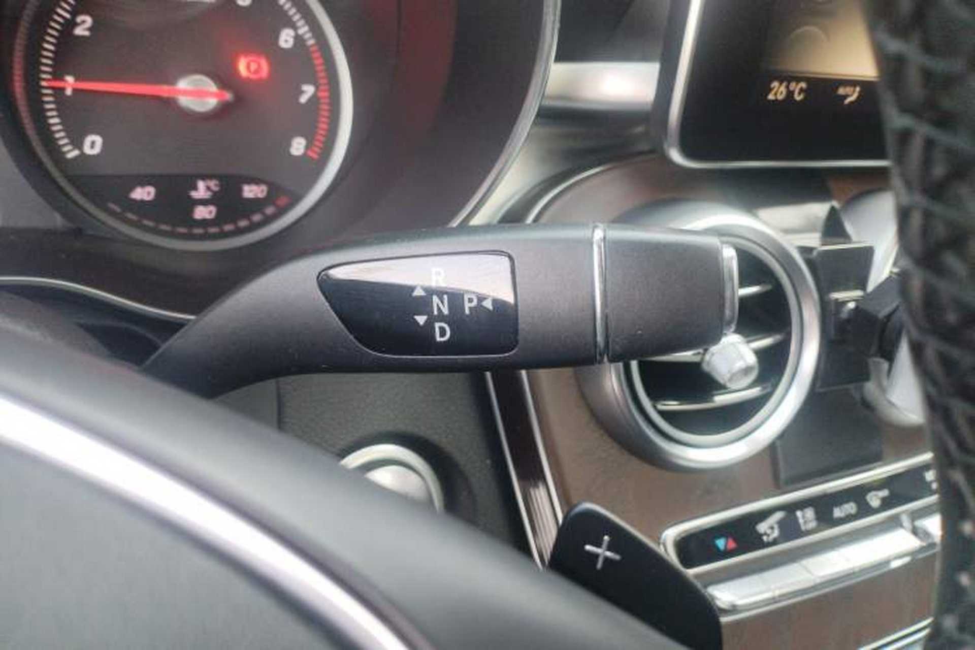Used Mercedes-Benz GLC 2017 GLC 300 4MATIC Luxury Model Gear Lever