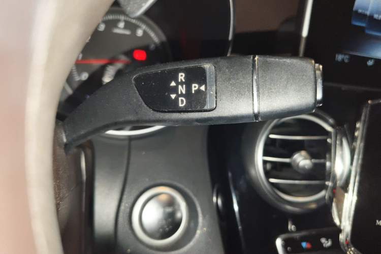 Used Mercedes-Benz GLC 2017 GLC 200 4MATIC Gear Lever