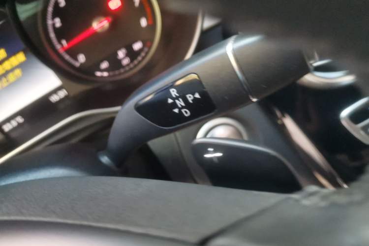 Used Mercedes-Benz GLC 2017 GLC 200 4MATIC Gear Lever