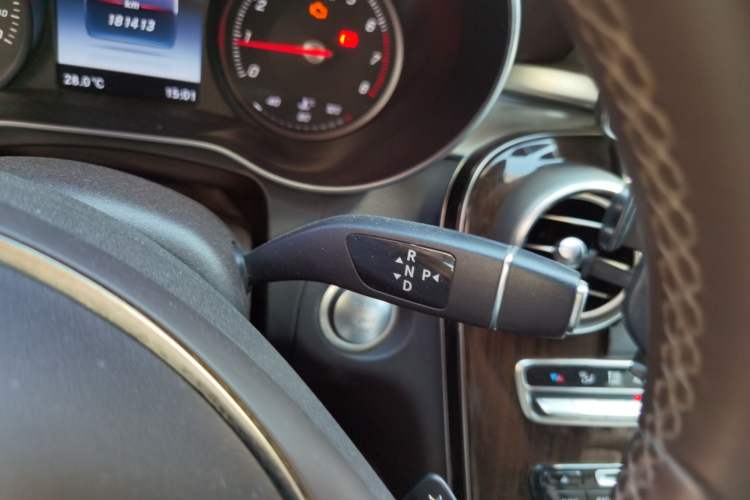 Used Mercedes-Benz GLC 2017 GLC 260 4MATIC Luxury Model Gear Lever