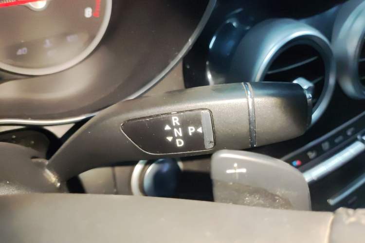 Used Mercedes-Benz GLC 2017 GLC 200 4MATIC Gear Lever