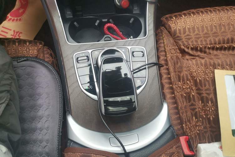 Used Mercedes-Benz GLC 2017 GLC 300 4MATIC Sport Edition Gear Lever