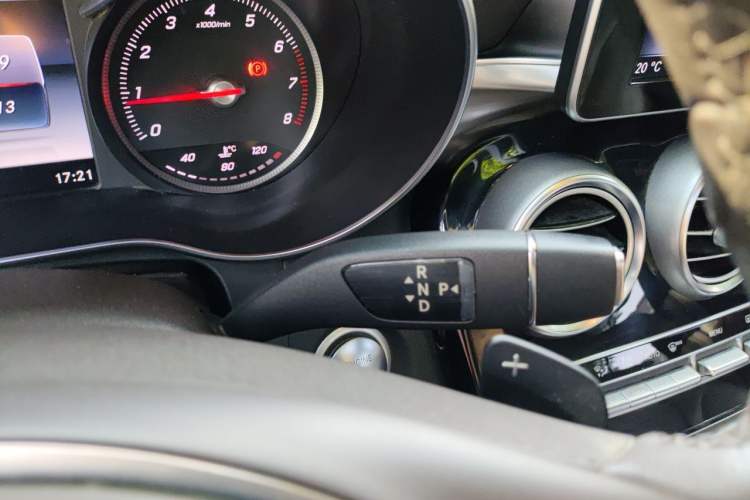 Used Mercedes-Benz GLC 2017 GLC 200 4MATIC Gear Lever