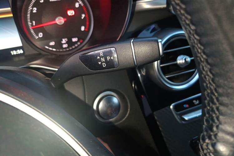 Used Mercedes-Benz GLC 2017 GLC 200 4MATIC Gear Lever