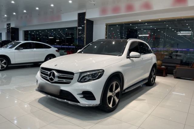 Used Mercedes-Benz GLC 2017 GLC 260 4MATIC Luxury Model