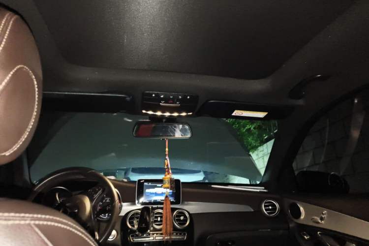 Used Mercedes-Benz GLC 2017 GLC 200 4MATIC Headliner