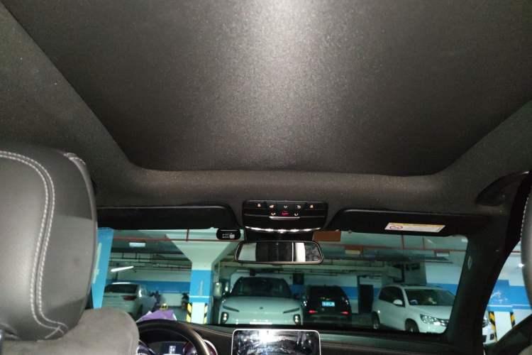 Used Mercedes-Benz GLC 2017 GLC 260 4MATIC Luxury Model Headliner