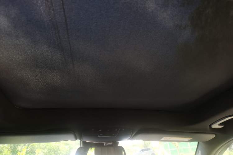 Used Mercedes-Benz GLC 2017 GLC 260 4MATIC Luxury Model Headliner
