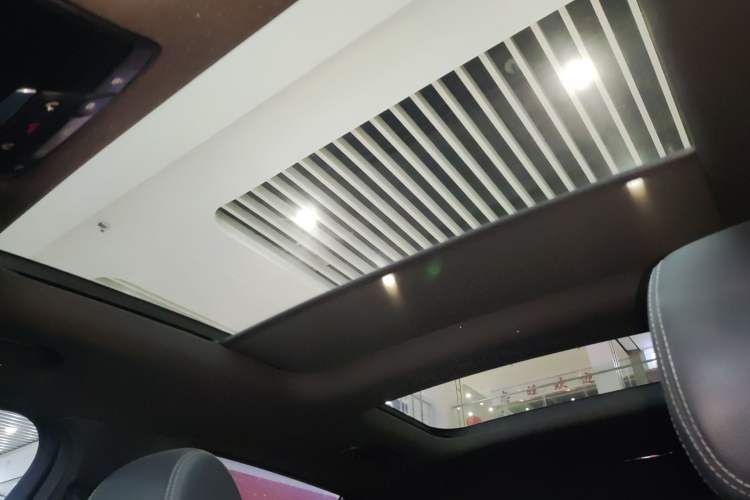 Used Mercedes-Benz GLC 2017 GLC 200 4MATIC Headliner