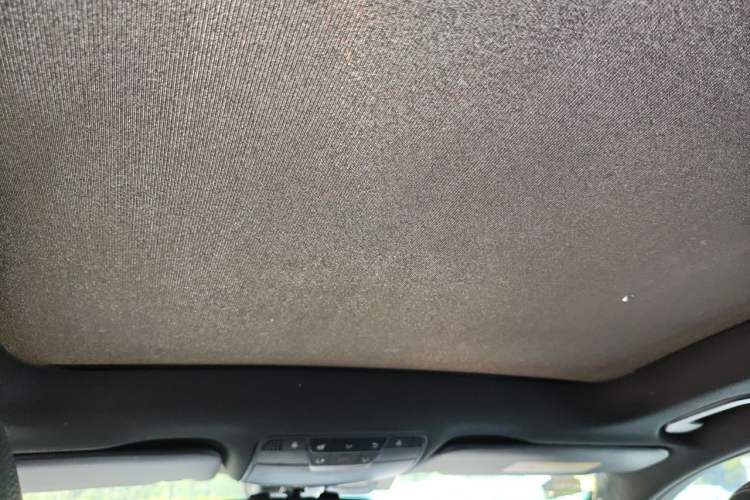Used Mercedes-Benz GLC 2017 GLC 200 4MATIC Headliner