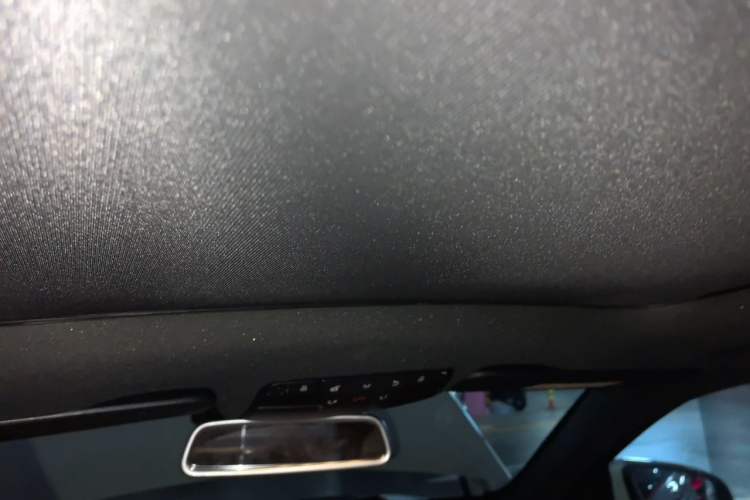 Used Mercedes-Benz GLC 2017 GLC 260 4MATIC Luxury Model Headliner
