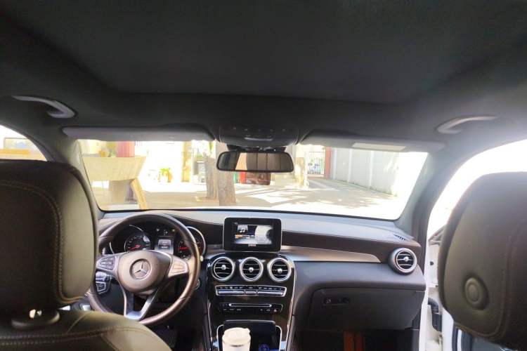 Used Mercedes-Benz GLC 2017 GLC 260 4MATIC Luxury Model Headliner