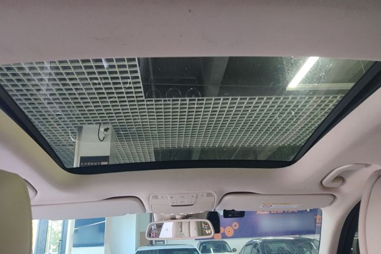 Used Mercedes-Benz GLC 2017 GLC 300 4MATIC Sport Edition Headliner
