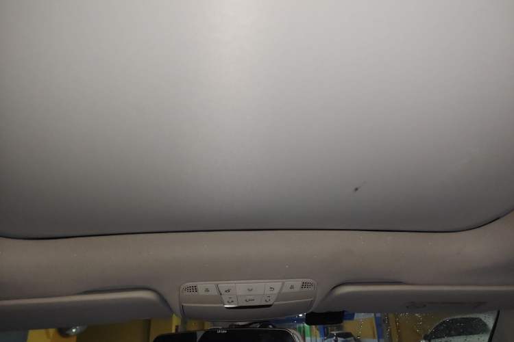 Used Mercedes-Benz GLC 2017 GLC 260 4MATIC Dynamic Edition Headliner