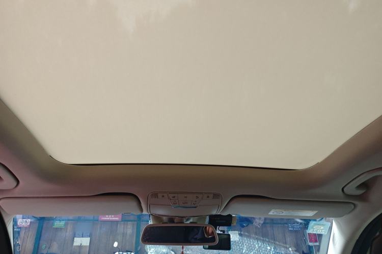 Used Mercedes-Benz GLC 2017 GLC 260 4MATIC Luxury Model Headliner