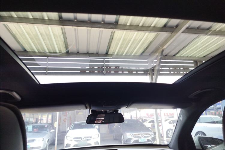Used Mercedes-Benz GLC 2017 GLC 260 4MATIC Luxury Model Headliner