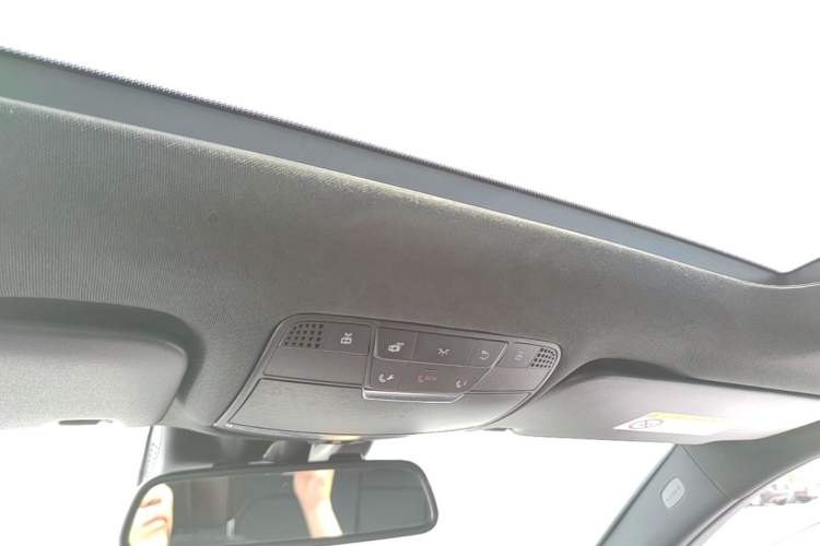 Used Mercedes-Benz GLC 2017 GLC 300 4MATIC Sport Edition Headliner