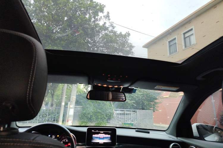Used Mercedes-Benz GLC 2017 GLC 260 4MATIC Luxury Model Headliner