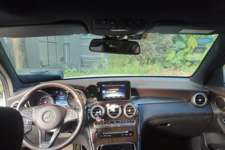 Used Mercedes-Benz GLC 2017 GLC 260 4MATIC Dynamic Edition Headliner
