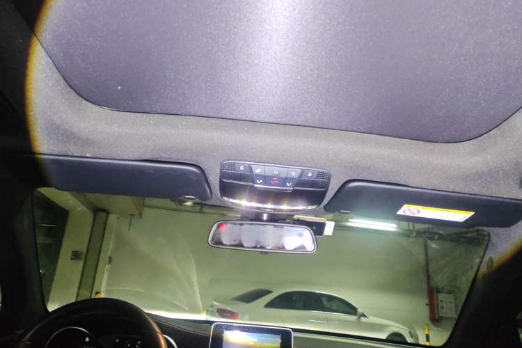 Used Mercedes-Benz GLC 2017 GLC 200 4MATIC Headliner