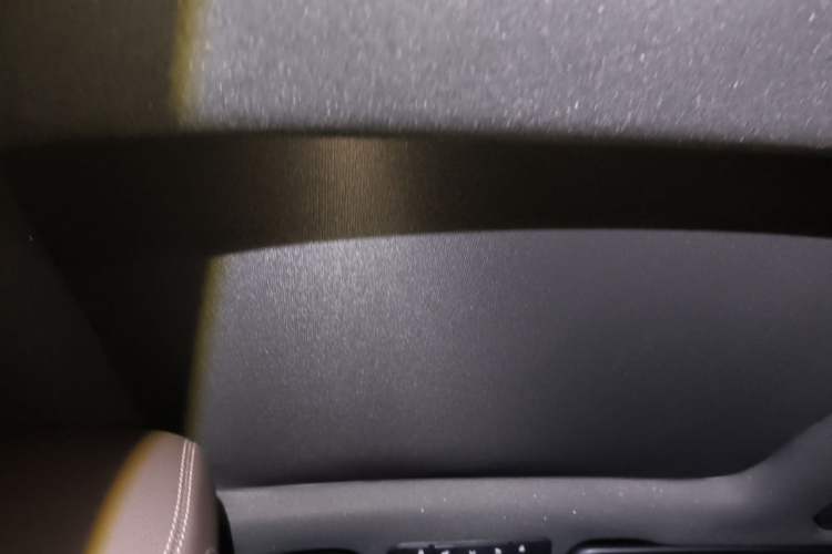 Used Mercedes-Benz GLC 2017 GLC 200 4MATIC Headliner