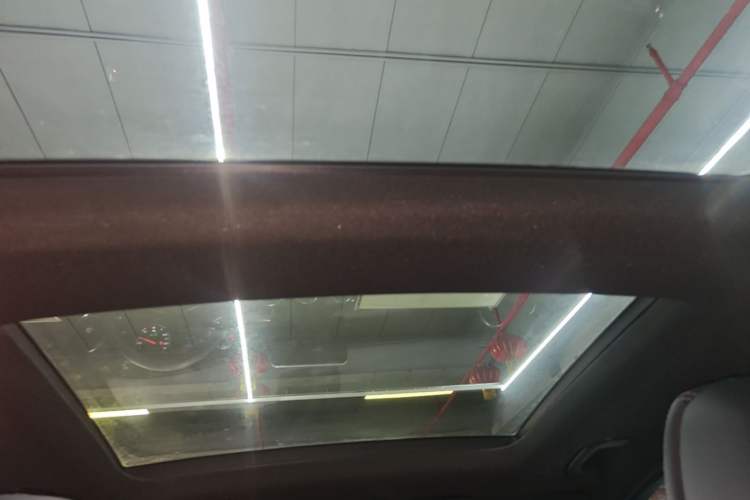 Used Mercedes-Benz GLC 2017 GLC 260 4MATIC Luxury Model Headliner