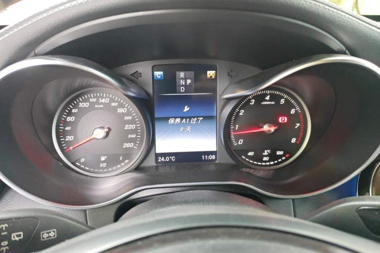 Used Mercedes-Benz GLC 2017 GLC 300 4MATIC Sport Edition Instrument Cluster