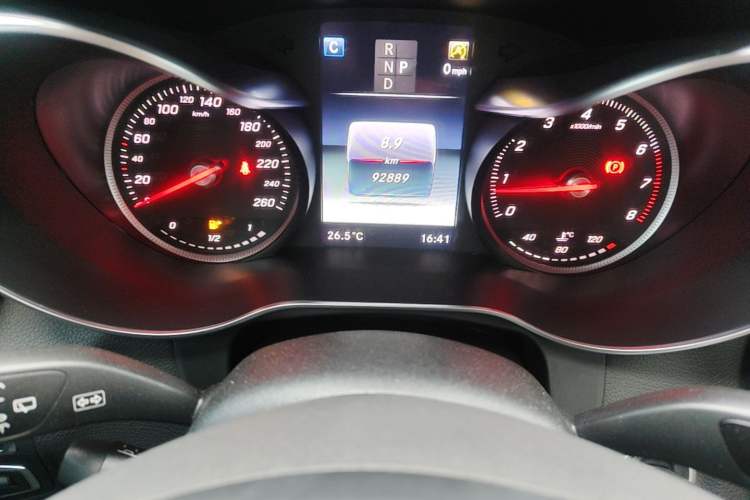 Used Mercedes-Benz GLC 2017 GLC 300 4MATIC Sport Edition Instrument Cluster