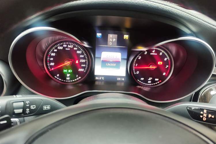 Used Mercedes-Benz GLC 2017 GLC 260 4MATIC Dynamic Edition Instrument Cluster