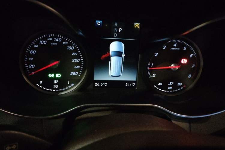 Used Mercedes-Benz GLC 2017 GLC 260 4MATIC Dynamic Edition Instrument Cluster